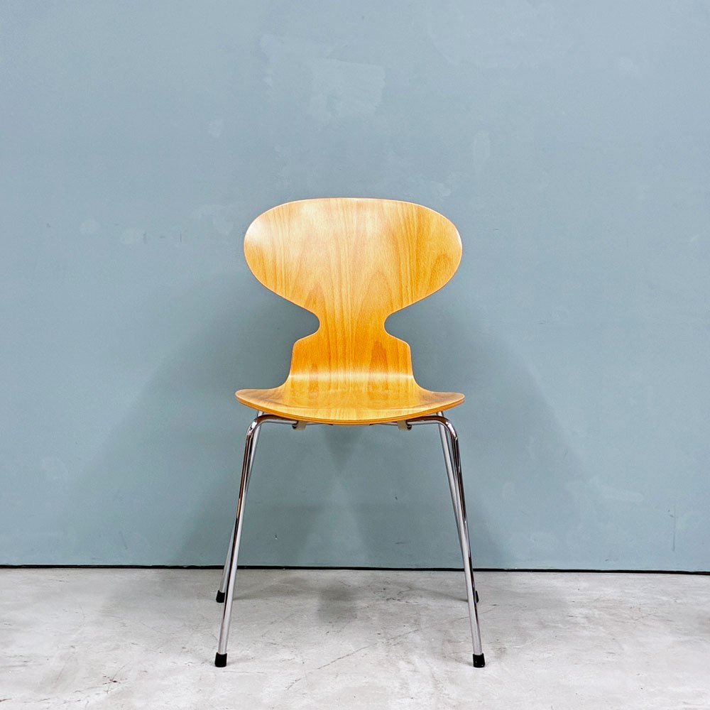 フリッツハンセン Fritz Hansen アントチェア 4本脚 ナチュラルビーチ ラッカー アルネ・ヤコブセン 北欧家具 ◎