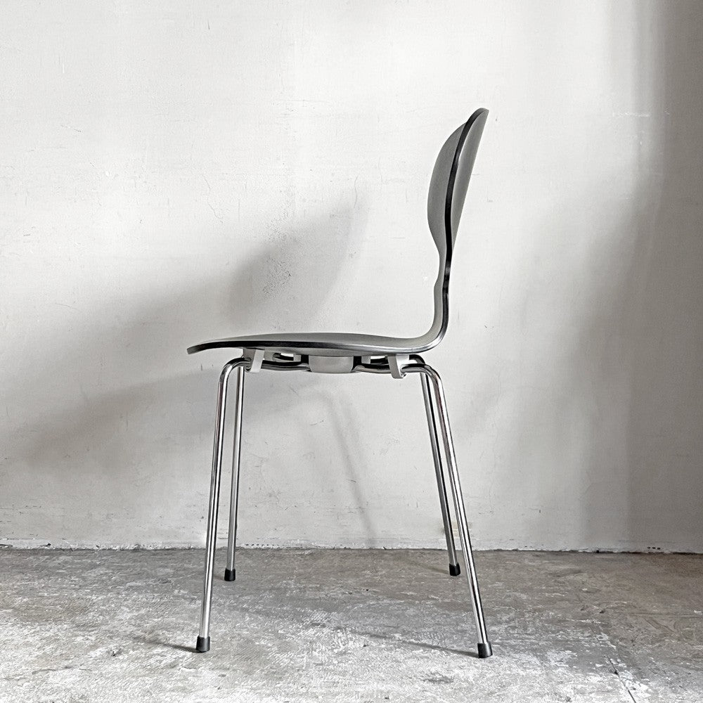 フリッツハンセン Fritz Hansen アントチェア ANT CHAIR 4本脚 ブラック カラードアッシュ 2019年製 アルネ・ヤコブセン デンマーク ■