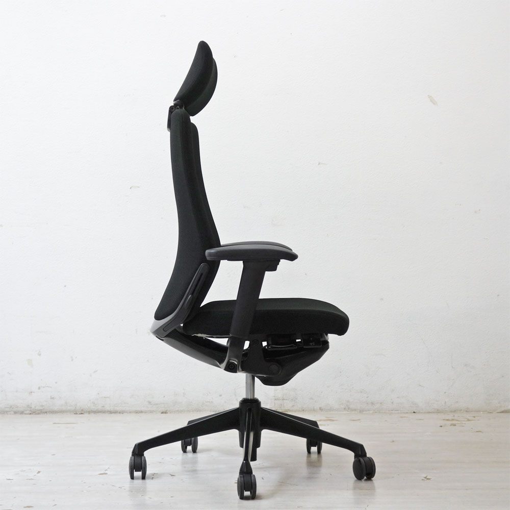 オカムラ okamura コーラル Choral オフィスチェア デスクチェア エクストラハイバック 可動ヘッドレスト ランバーサポート ブラック ●