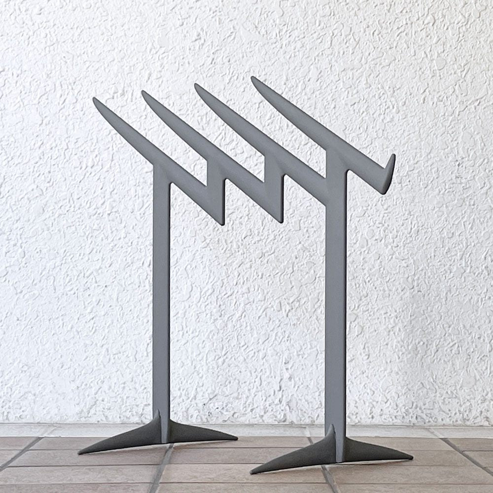 カルテル Kartell クラウディア エヴァンジェリスタ Claudia Evangelista マガジンラック フィリップ・スタルク Philippe Starck グレー 展示品 ◇