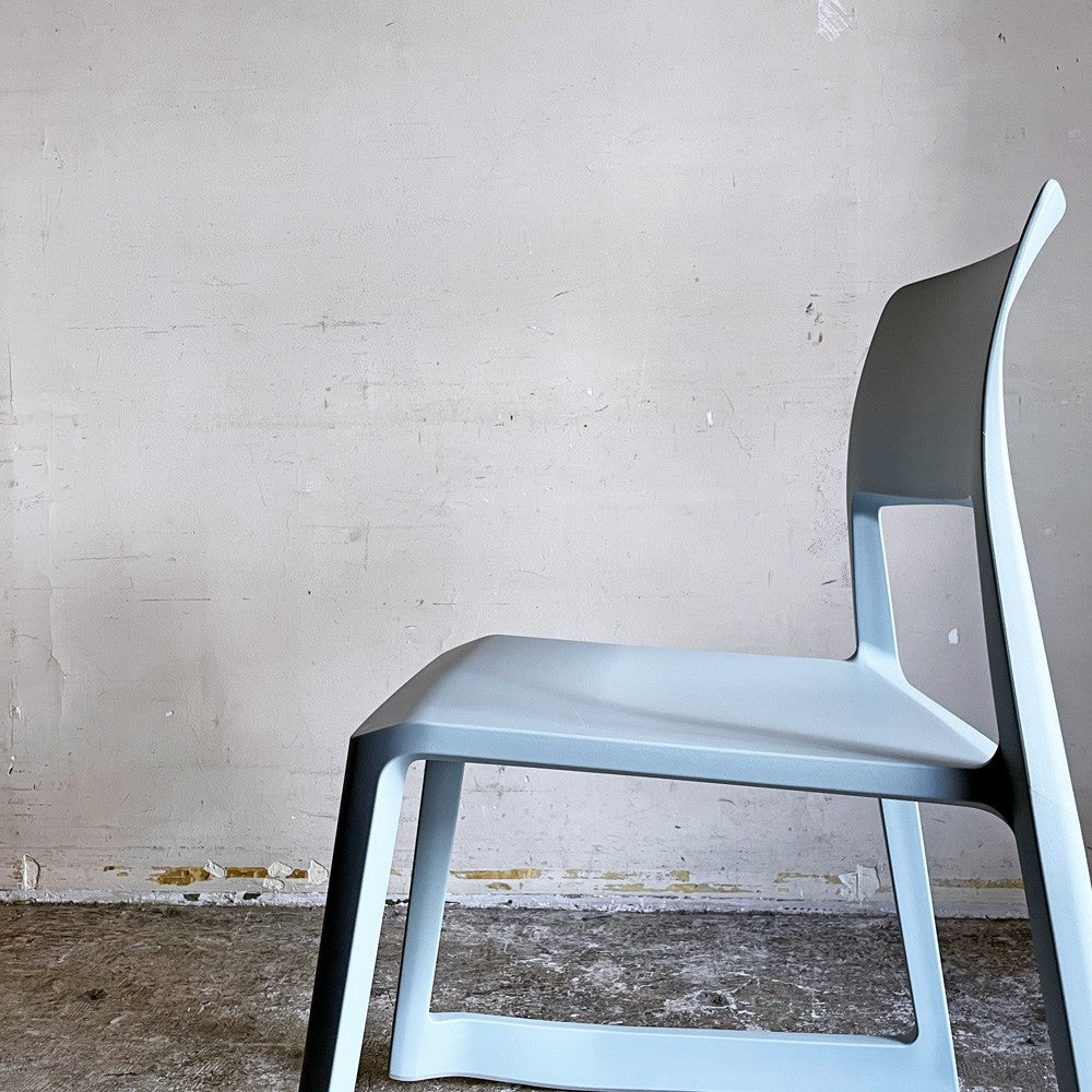 ヴィトラ Vitra ティプトン Tip Ton ダイニングチェア デスクチェア アイスグレー スタッキング チルト機能 定価￥47,300- ■