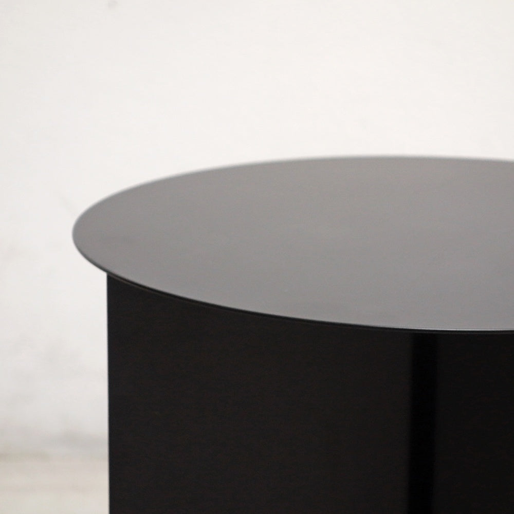 ヘイ HAY スリットテーブル ハイ SLIT TABLE HIGH Φ35cm H47cm サイドテーブル スチール ブラック 粉体塗装 ミニマル モダン デンマーク 北欧 ●