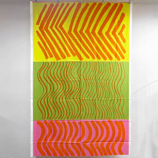 マリメッコ marimekko シルッキクイッカ SILKKIKUIKKA 生地 224cm ファブリック マイヤ・イソラ ●