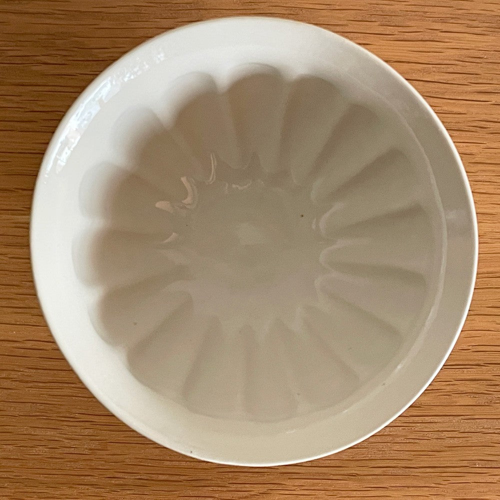 角田涼 クグロフボウル どんぶり 磁器 白磁 ハンドメイド Φ19㎝ 現代作家 未使用品 ■