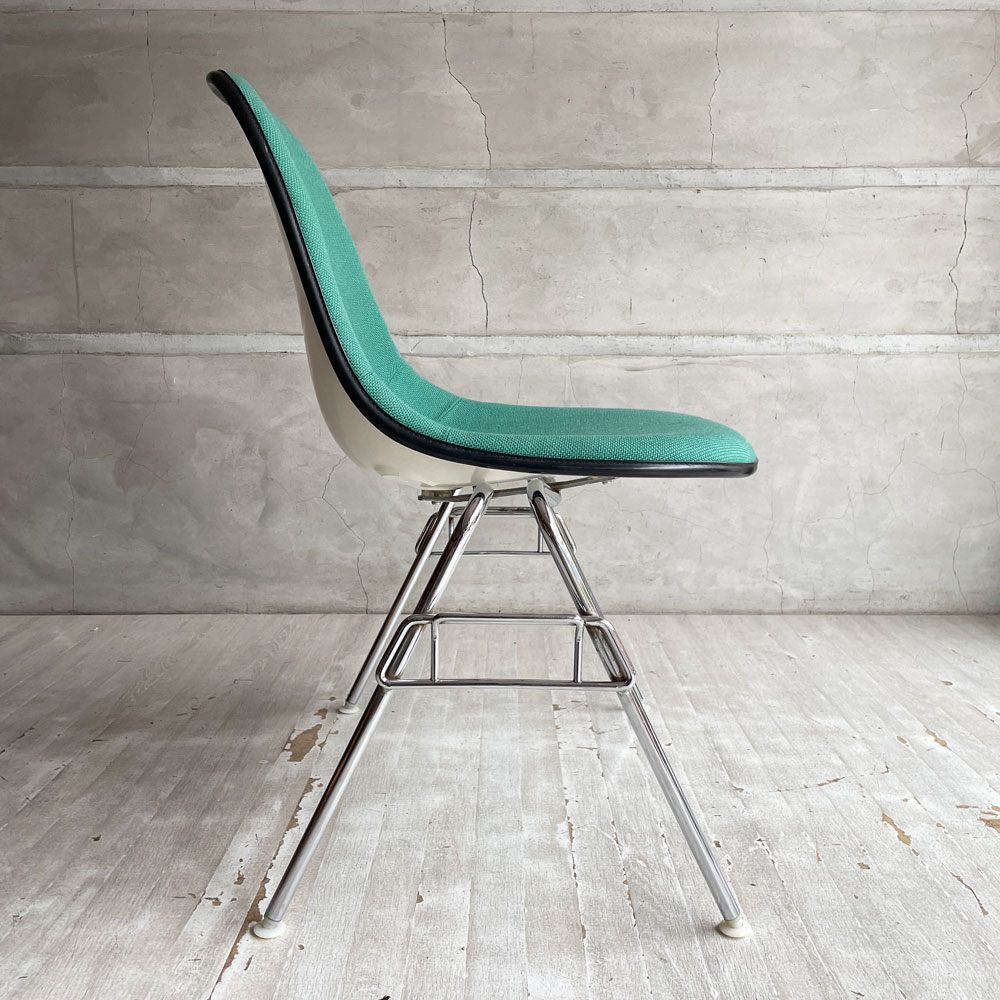 ハーマンミラー Herman Miller モダンファニチャーセールス ビンテージ サイドシェルチェア FRP アプホルスター ファブリック張り替え済み スタッキングベース イームズ ♪