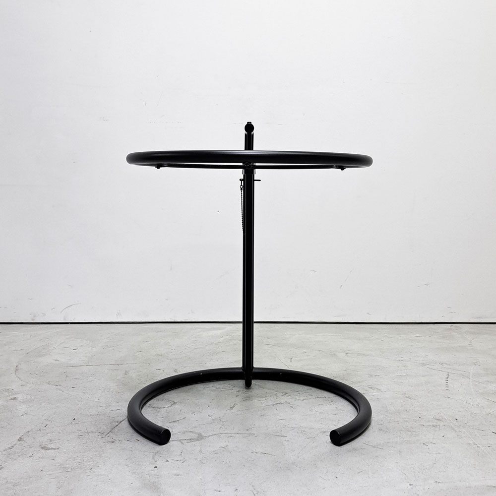 クラシコン ClassiCon アジャスタブルテーブル E1027 サイドテーブル ガラストップ マットブラック アイリーン・グレイ Eileen Gray 定価￥217,800- ●