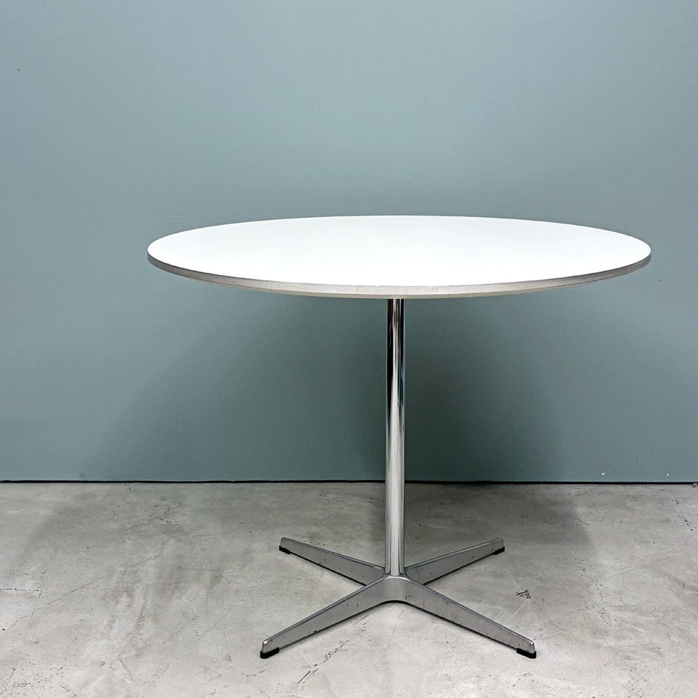 フリッツハンセン Fritz Hansen スーパー円テーブル A623 ダイニングテーブル Aテーブル Φ90cm ホワイト アルネ・ヤコブセン ブルーノ・マットソン ピート・ハイン 北欧家具 ◎