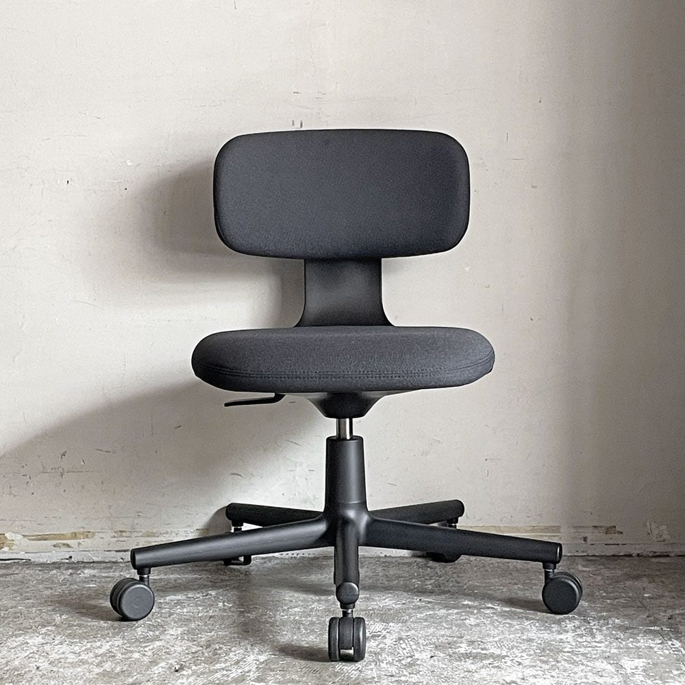 ヴィトラ vitra ルーキー Rookie デスクチェア キャスターチェア コンスタンチン・グルチッチ ダークグレー系ファブリック 定価￥66,000- ■