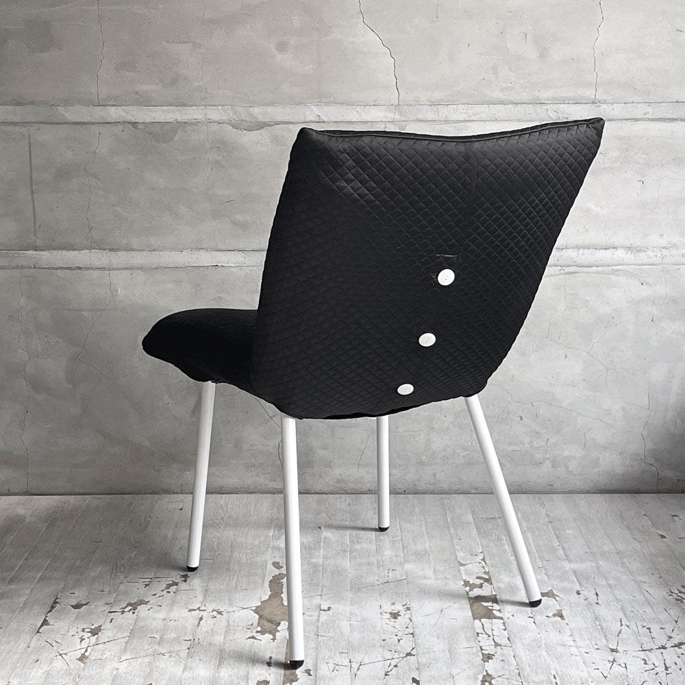 リーンロゼ ligneroset ロゼカラン ROSET Calin steel leg ダイニングチェア  ブラック×ホワイト キルティング スチールレッグ パスカル ムールグ フランス A ♪
