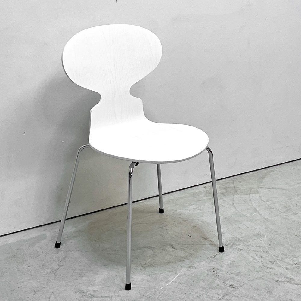 フリッツハンセン Fritz Hansen アントチェア 4本脚 カラード アッシュ ホワイト アルネ・ヤコブセン 北欧家具 ●
