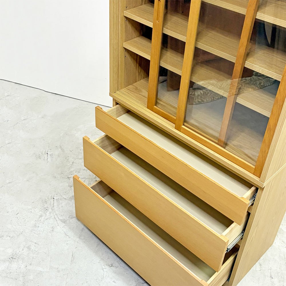 無印良品 MUJI オーク材 カップボード キッチンボード 食器棚 キャビネット 引き戸 ナチュラルテイスト 廃番 ●