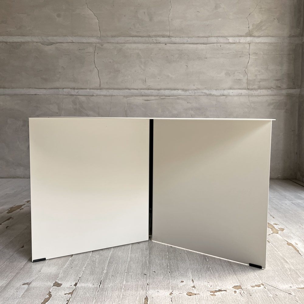 ヘイ HAY スリットテーブル SLIT TABLE XL ホワイト スチール サイドテーブル ローテーブル コーヒーテーブル ラウンド Φ65cm モダン デンマーク 北欧家具 ♪