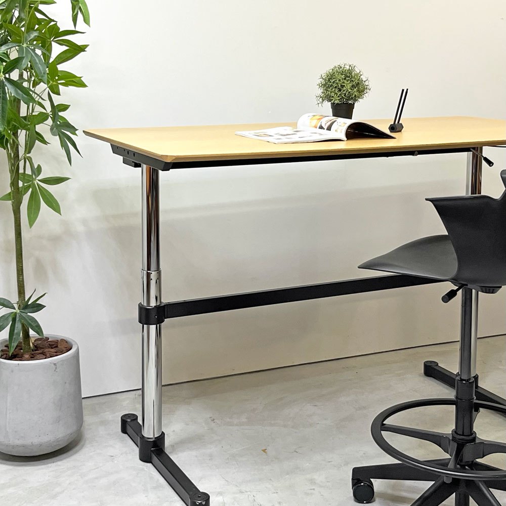 ユーエスエムハラー USMハラー USM Haller モジュラーファニチャー キトスM KITOS M デスク オーク材天板 昇降機能付き スイス ●