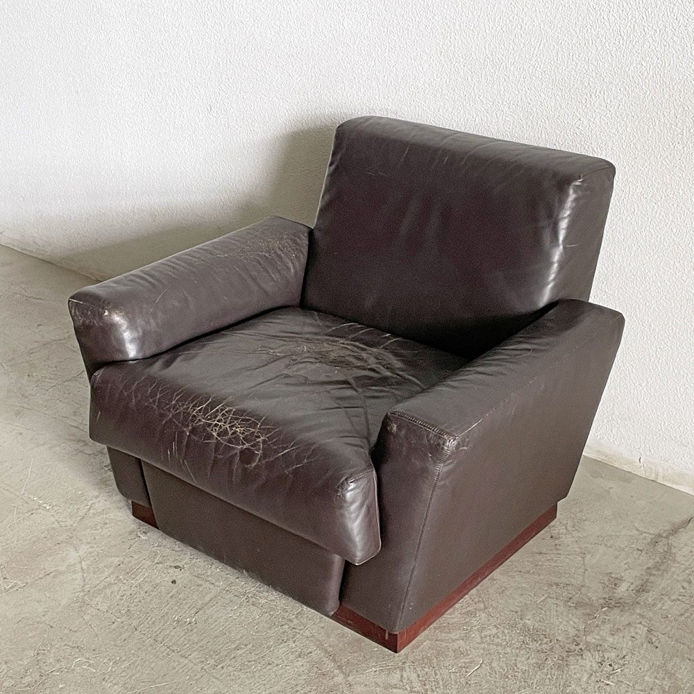 Cassina カッシーナ 622 IMPERIAL TOKYO インペリアルトーキョー 1人掛けソファ 1PSOFA 本革 帝国ホテル フランク・ロイド・ライト 廃番 A 〓