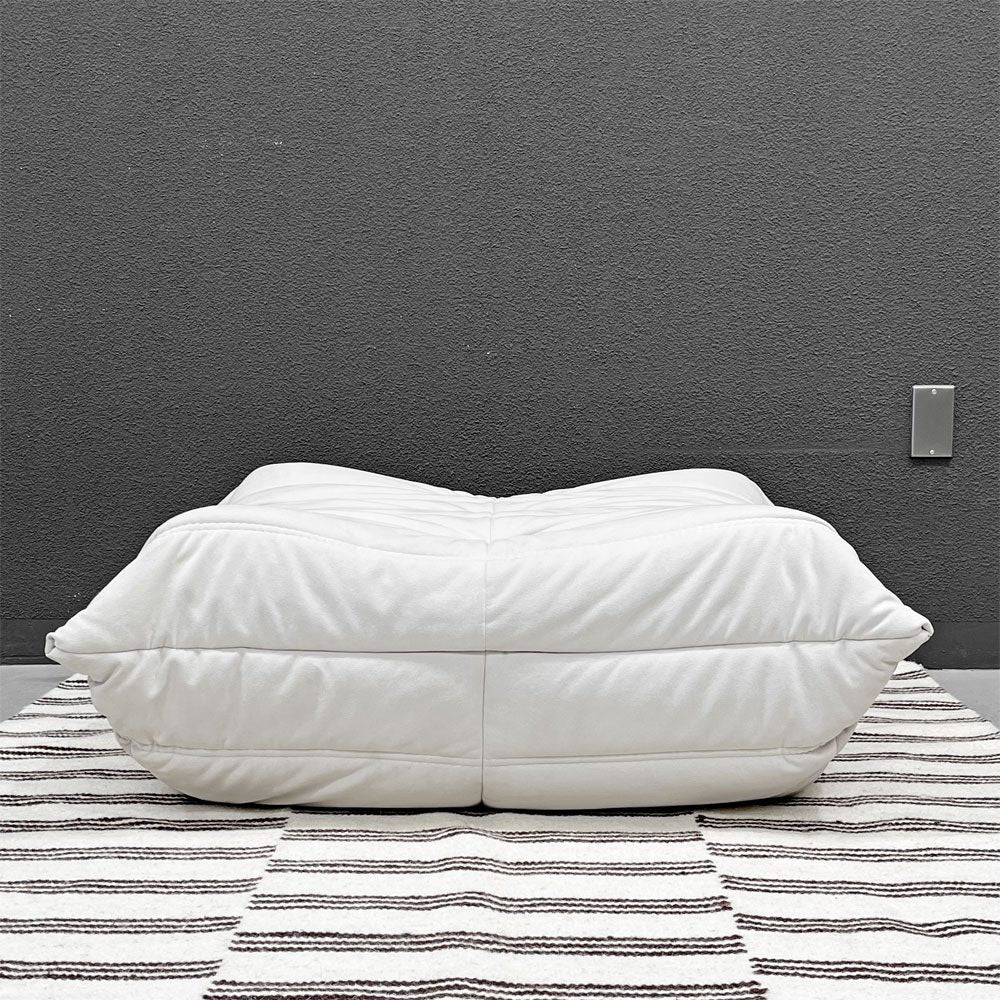 リーンロゼ ligne roset トーゴ パフ オットマン フランス家具 ウルトラスエード 美品 ミッシェルデュカロワ 〓