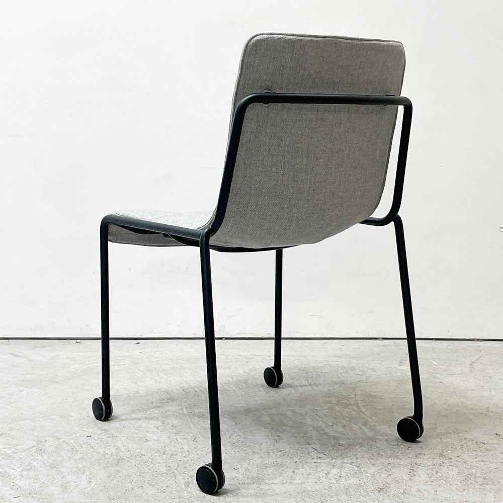コクヨ KOKUYO オフセットフレームチェア offset frame chair オフィスチェア スタッキングチェア 4本脚 ファブリックシート スカイグレー キャスター C ●