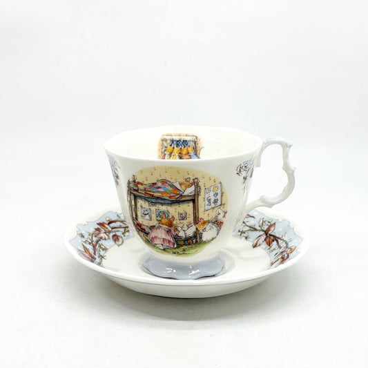 ロイヤルドルトン Royal Doulton ブランブリーヘッジ ティーカップ＆ソーサー 1999年限定品 イギリス 箱付き B ●