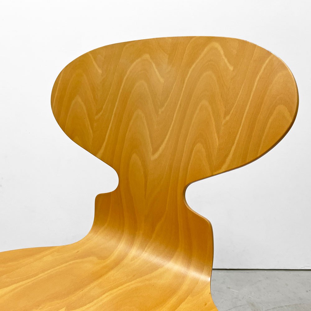 フリッツハンセン Fritz Hansen アントチェア 4本脚 ナチュラルビーチ ラッカー アルネ・ヤコブセン 北欧家具 I ●