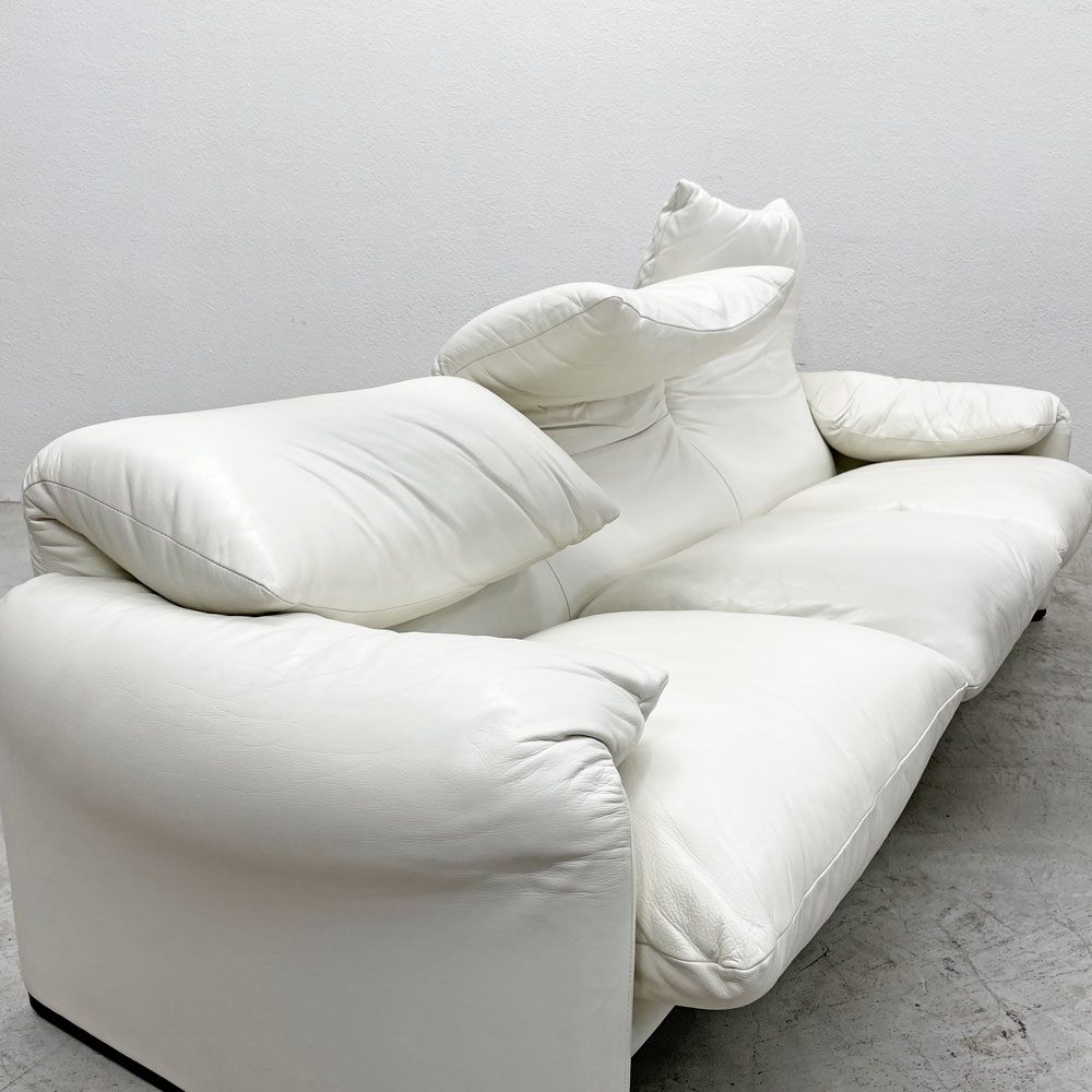 カッシーナイクスシー Cassina ixc 675-3P マラルンガ MARALUNGA 3Pソファ 3人掛け 本革 ヴィコ・マジストレッティ 定価￥2,420,000- 〓