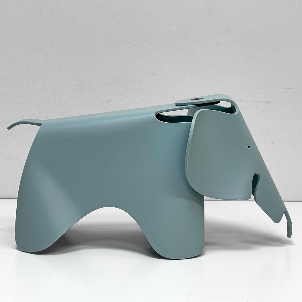 ヴィトラ Vitra イームズ エレファント スモール Eames Elephant Small オブジェ アイスブルー ポリプロピレン 店舗什器 未使用保管品 定価¥14,300- ●