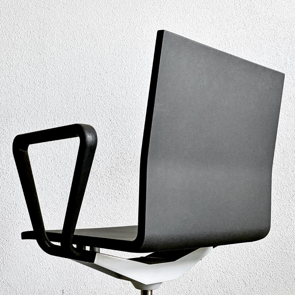 ヴィトラ vitra ゼロフォー .04 スタジオチェア オフィスチェア アームレスト付 ブラック 昇降機能 マールテン・ヴァン・セーヴェレン Maarten Van Severen 定価￥202,400- B 〓