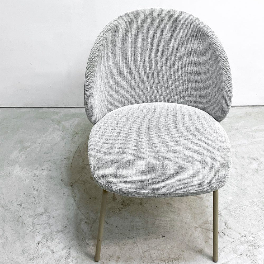 ボーコンセプト BoConcept プリンストン Princeton ダイニングチェア ライトグレー ファブリック メタル脚 マットアッシュグレーラッカー仕上げ A ●