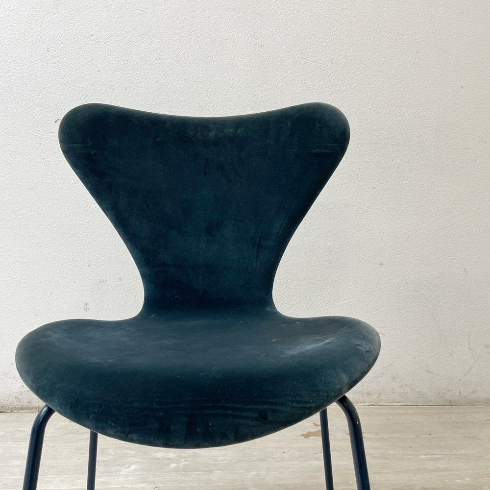 フリッツハンセン Fritz Hansen 3107 セブンチェア フルパティング アルネ・ヤコブセン ミッドナイトブルー デンマーク 北欧家具 B ●