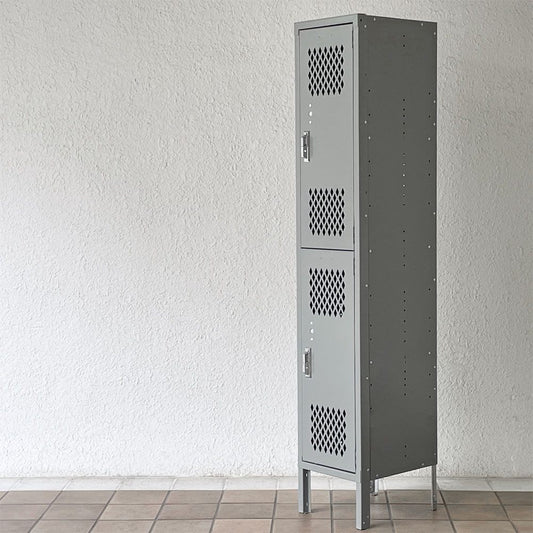 リオン LYON 2段スチールロッカー 2-TIER LOCKER ダイヤカット RECESSED HANDLE グレー dove gray インダストリアル パシフィックファニチャーサービス取扱 ◇