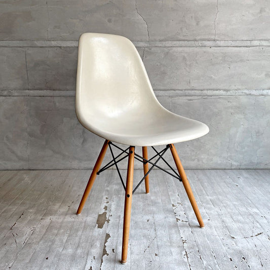ハーマンミラー Herman Miller サイドシェルチェア セカンド 2nd ビンテージ FRP製 パーチメント ドゥエルレッグベース C&R イームズ ミッドセンチュリー ♪