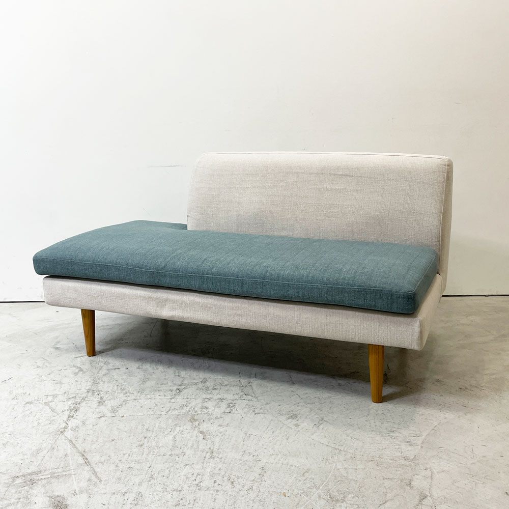 モモナチュラル Momo natural アルネ レイドバック ベンチ ARNE LAID-BACK BENCH ハーフバックベンチ HALF BACK BENCH アームレス リビングダイニングソファ 2P 2人掛け ベージュカラー ファブリック カバーリング  アルダー材 ●