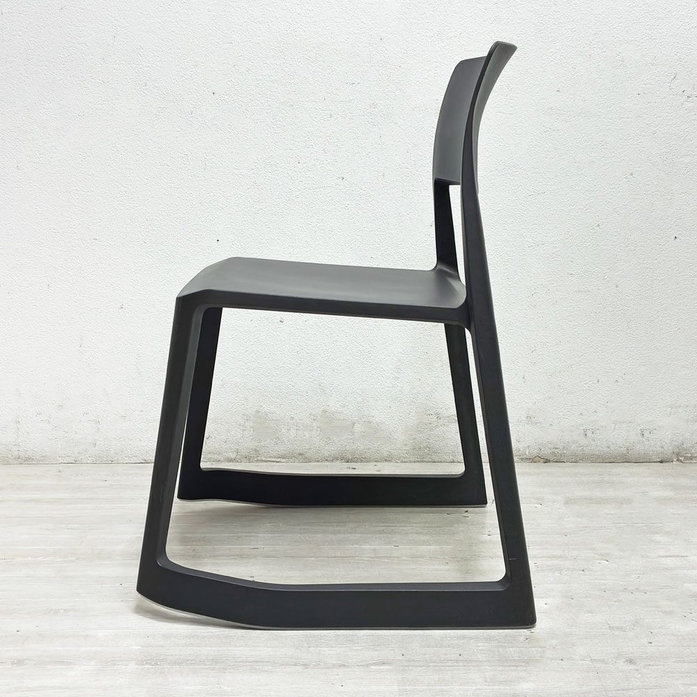 ヴィトラ Vitra ティプトン Tip Ton ワークチェア ダイニングチェア デスクチェア ブラック スタッキング チルト機能 定価￥42,900- A ●
