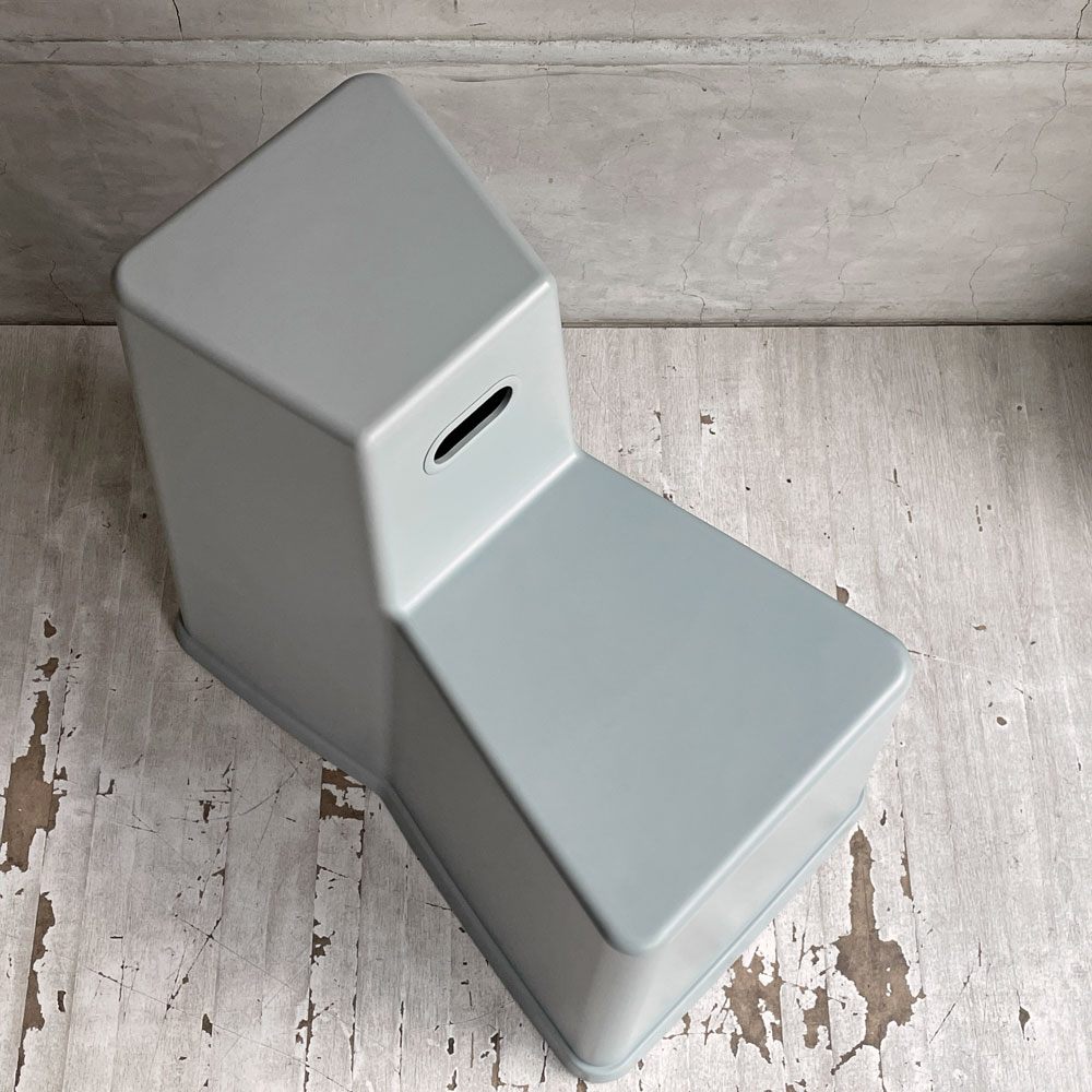 ヴィトラ vitra スツール ツール STOOL TOOL コンスタンチン・グルチッチ スタッキング ライトグレー スイス 定価48,400円 A ♪