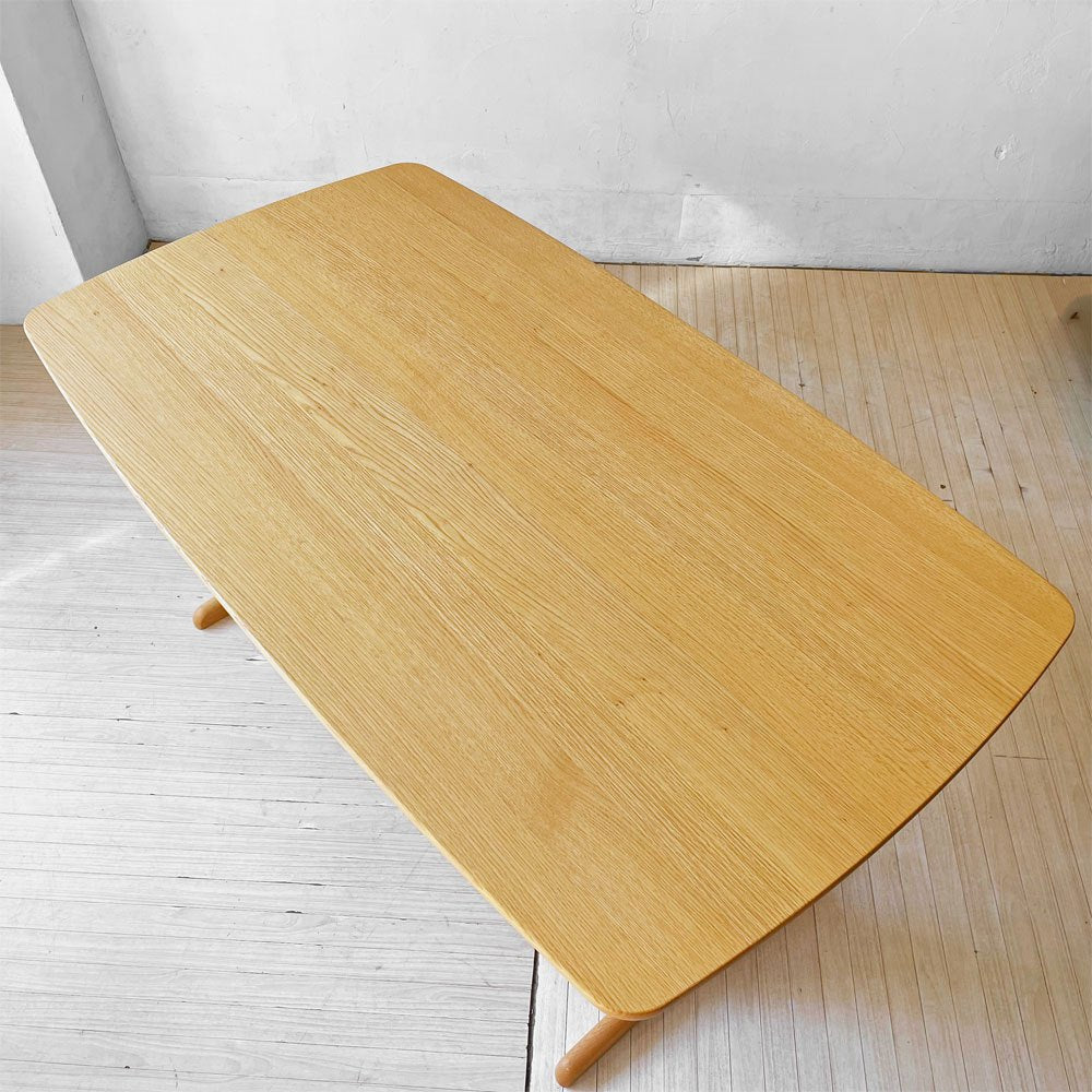 柏木工 KASHIWA オーク無垢材 ダイニングテーブル W150cm 帆立脚 飛騨家具 ★