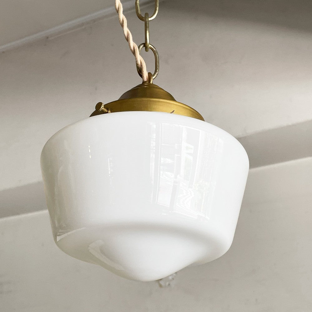 ストックマン STOCKMAN スクールハウス 7 ランプ Schoolhouse 7 Lamp ペンダントライト チェーン仕様 ミルクガラス 乳白 真鍮 定価￥53,900- ■