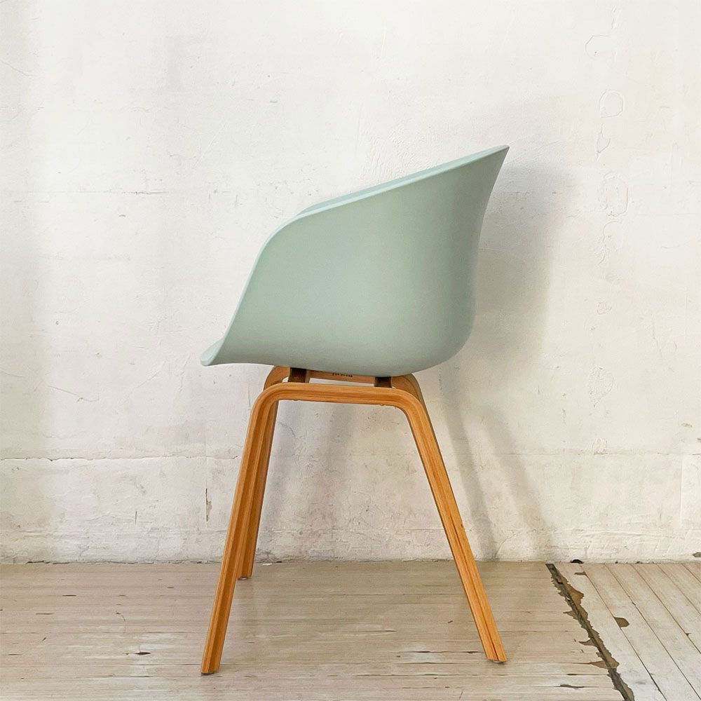 ヘイ HAY アバウト ア チェア ABOUT A CHAIR AAC22 アームチェア ダイニングチェア ダスティミント ヒー・ウェリング 北欧家具 ￥59,400- ★