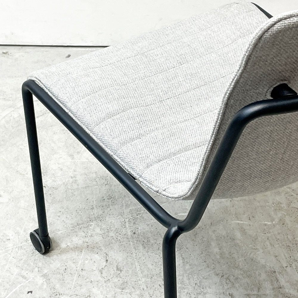 コクヨ KOKUYO オフセットフレームチェア offset frame chair オフィスチェア スタッキングチェア 4本脚 ファブリックシート スカイグレー キャスター C ●