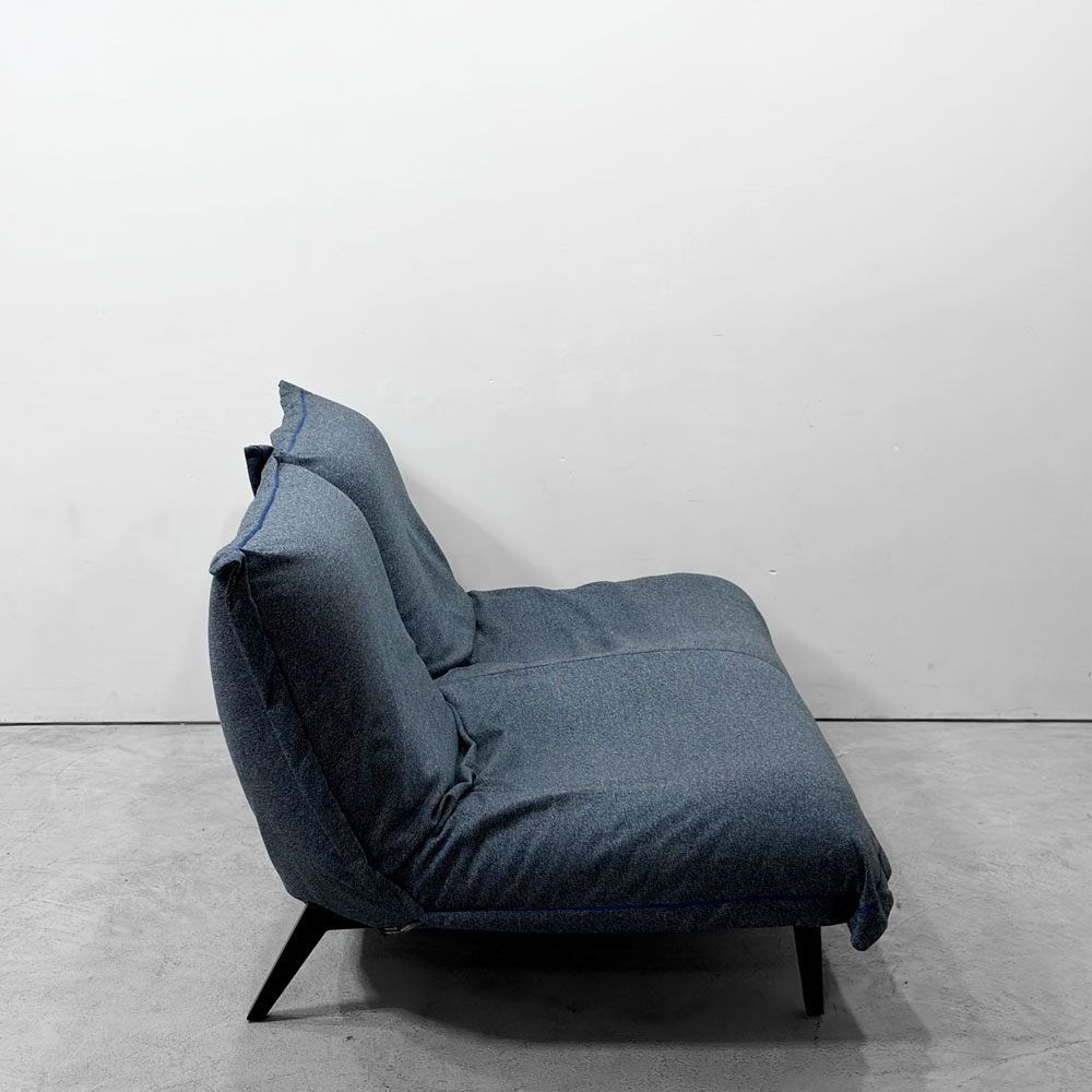 リーンロゼ ligne roset カラン CALIN 2シーターソファ ブルー系 ファブリック ウッドレッグ W167cm イージーカバー付き 定価￥404,800～ ●
