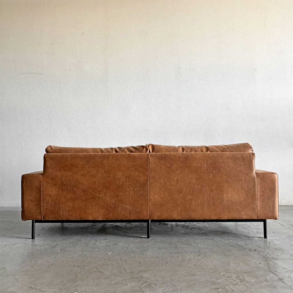 クラッシュゲート CRASH GATE コンフォーム COMFORM プルート PLUTO SOFA 3人掛けソファ W198cm スーパーレザーテックス オーカーブラウン 定価￥154,000- 〓