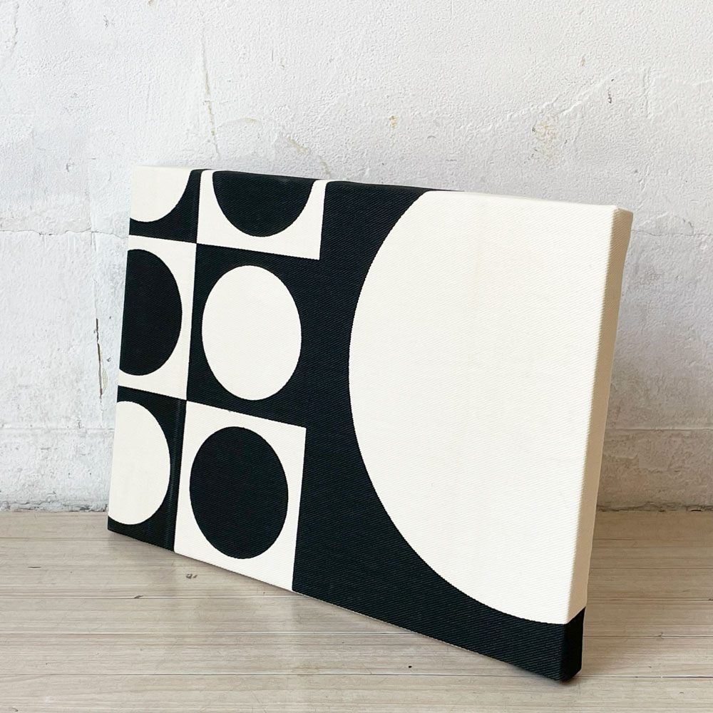 イノベーション INNOVATION ジオメトリ Geometri  ファブリックパネル 36.5x26cm ヴェルナーパントン Verner Panton ★