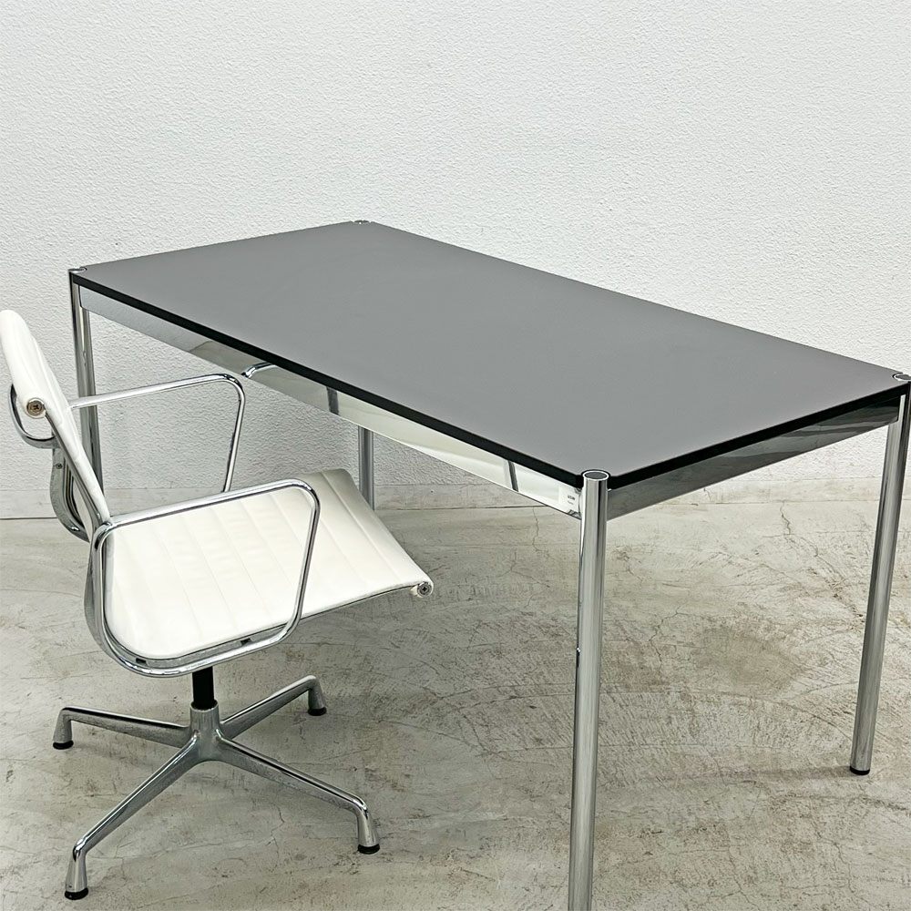 USMモジュラーファニチャー USM Haller USMハラーテーブル ワーキングデスク ダイニングテーブル グラファイトグレーラミネート W150×D75×H74cm アジャスター 〓