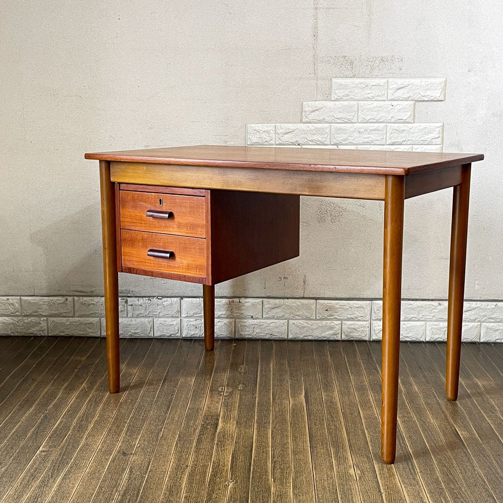 北欧ビンテージ Scandinavian Vintage チーク材 ビーチ材 デスク 片袖机 スライド式 デンマーク 北欧家具 鍵欠品 ◎