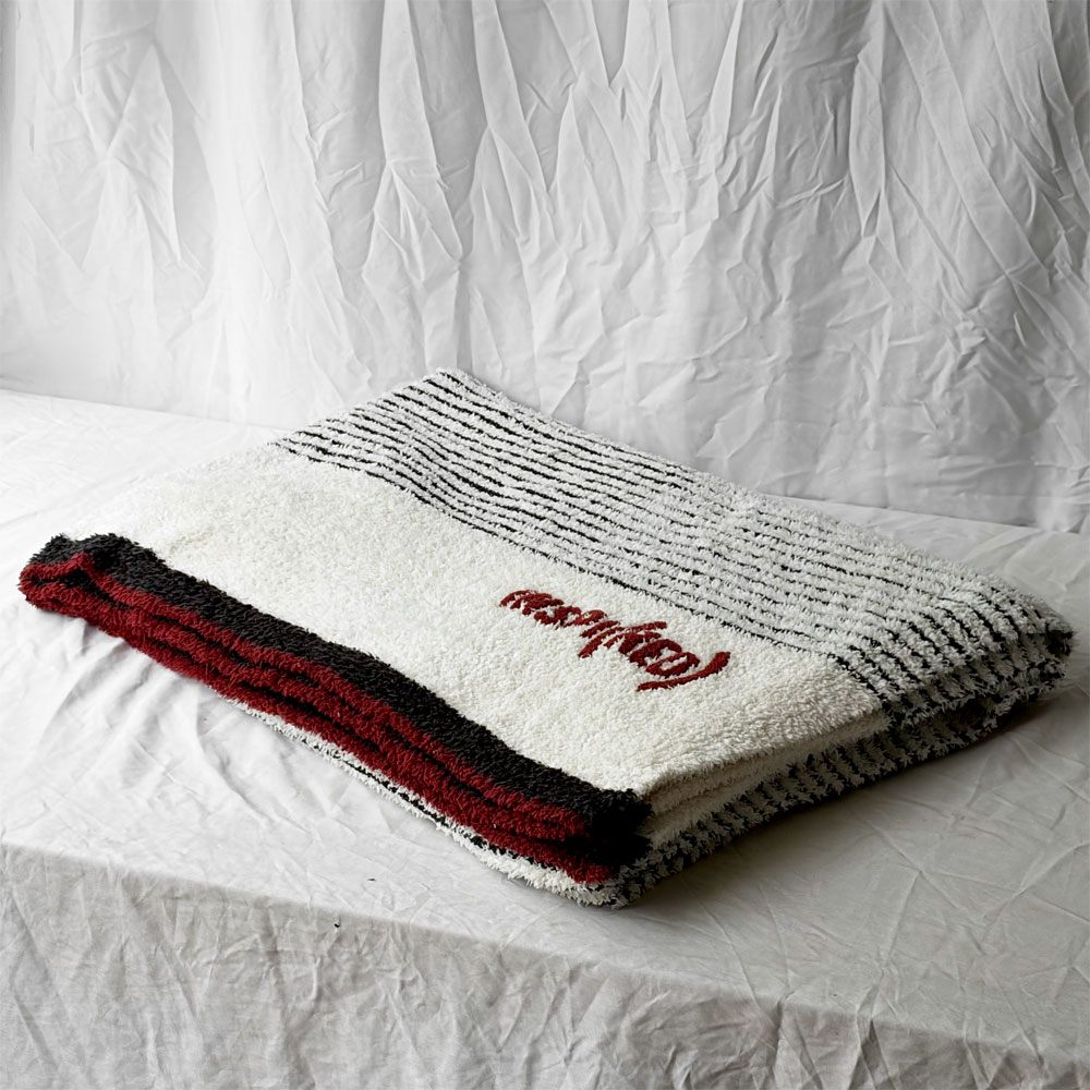ベアフット ドリームズ BAREFOOT DREAMS コージーシック スロー CozyChic Throw INSPI(RED) Stripe Throw ブランケット 135×180cm ◇