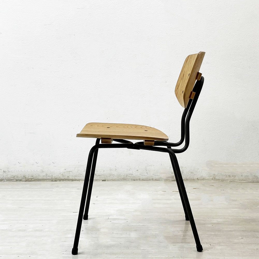 トラックファニチャー TRUCK FURNITURE スット ダイニングチェア SUTTO DINING CHAIR 板座 オーク材 定価：￥ 55,000- B ●