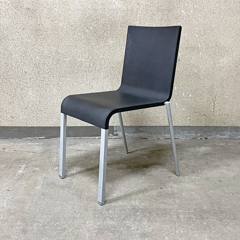 ヴィトラ vitra. ゼロスリー .03 ダイニングチェア スタッキングチェア A ベーシックダーク Maarten Van Severen 定価70,400円程 〓