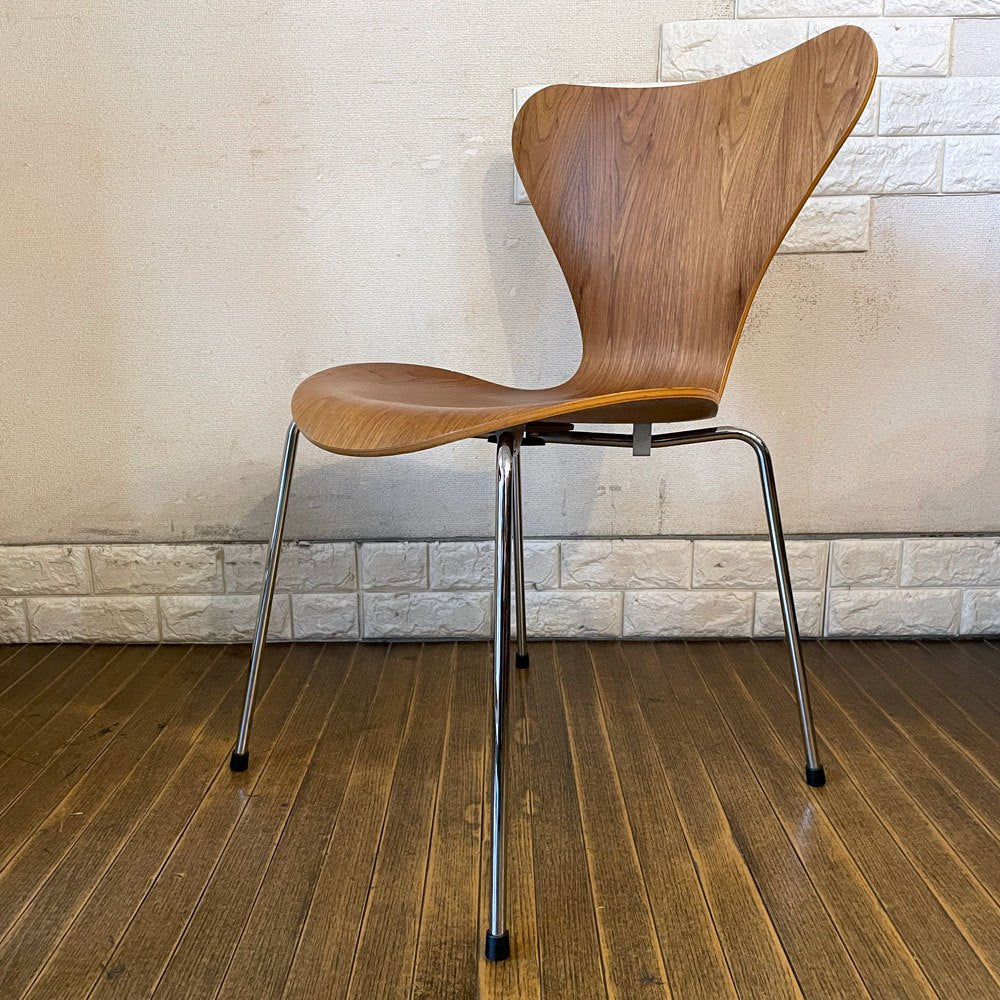 フリッツハンセン Fritz Hansen セブンチェア Seven Chair ダイニングチェア アルネヤコブセン Arne Jacobsen ウォールナット材 北欧家具 B ◎