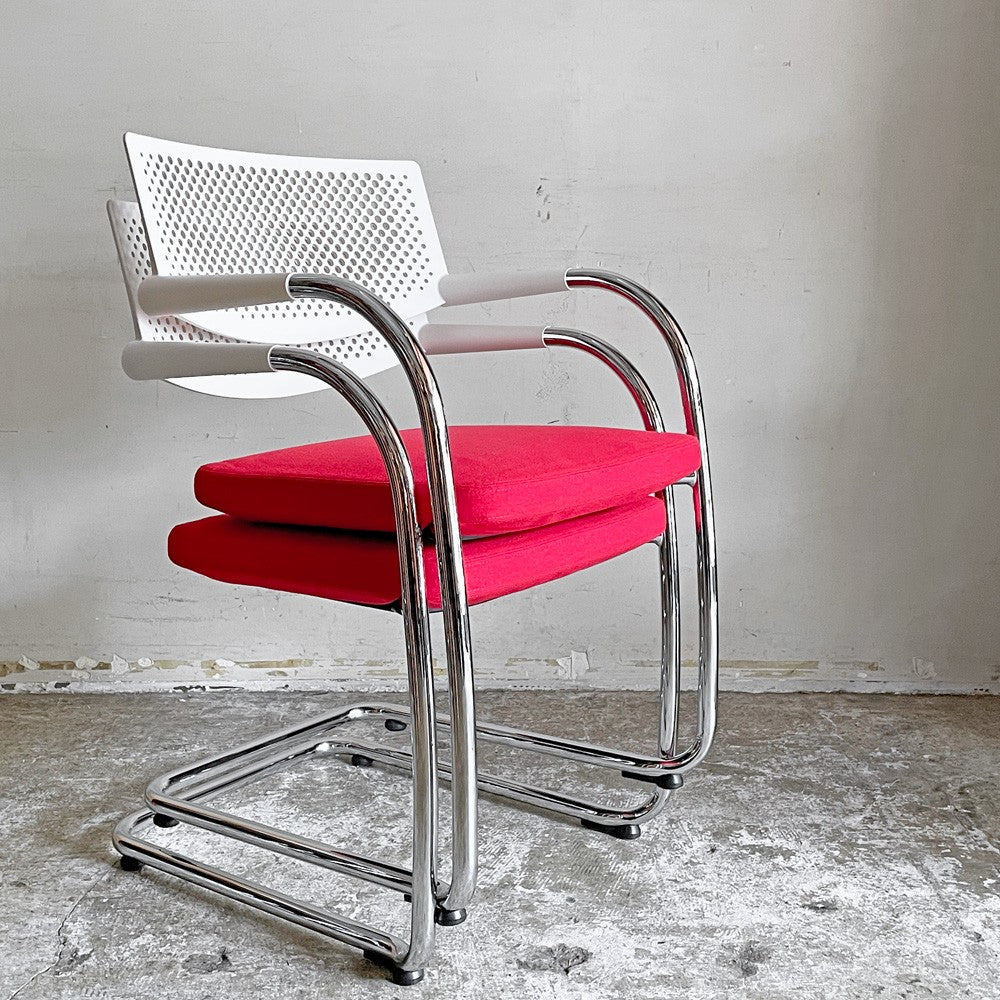 ヴィトラ vitra ビザビ2 Visavis2 アームチェア デスクチェア ホワイト/レッド系 カンティレバー スタッキング可能 アントニオ・チッテリオ A ■