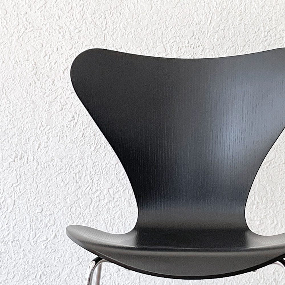フリッツハンセン Fritz Hansen セブンチェア ダイニングチェア カラードアッシュ ブラック アルネ・ヤコブセン 北欧 デンマーク 定価￥76,780- 美品 A ◇