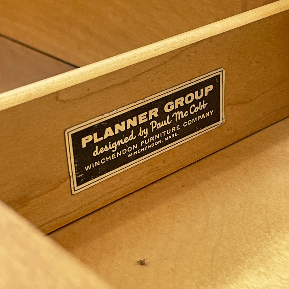 ウィンシェンドン Winchendon Furniture プランナーグループ Planner Group ローボディドレッサー Lowboy Dresser チェスト 8ドロワー ポールマッコブ Paul McCobb USビンテージ 米国家具 ●