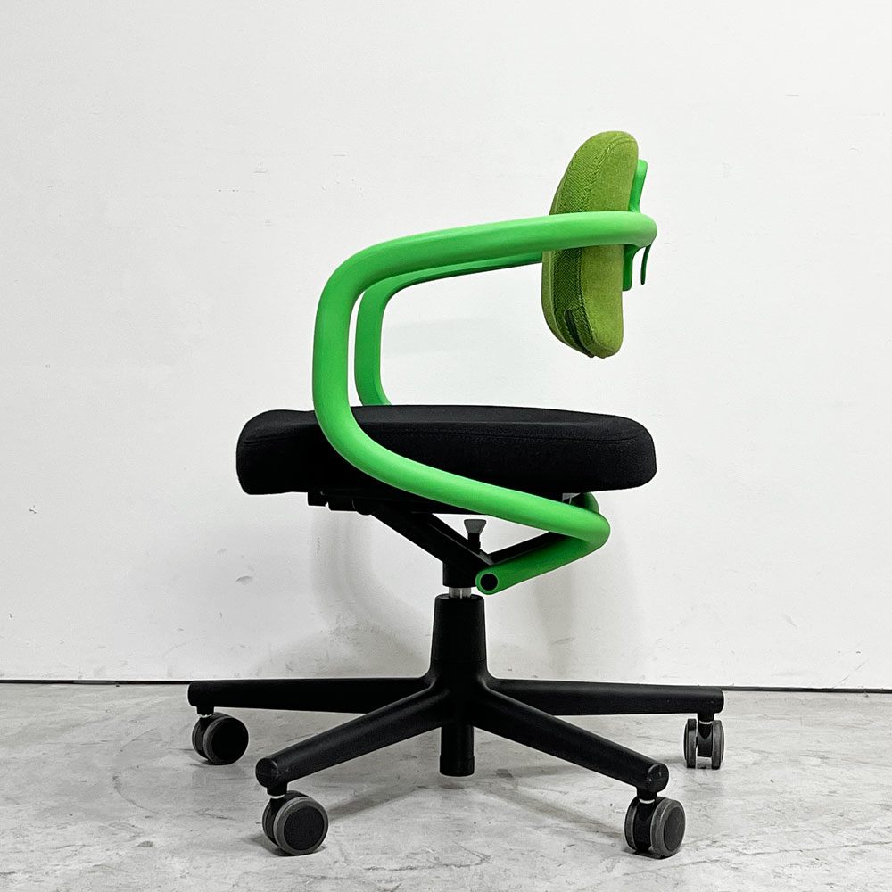 ヴィトラ vitra オールスター Allstar オフィスチェア デスクチェア グリーン × ブラック ファブリック コンスタンチン・グルチッチ 参考定価￥163,900- ●