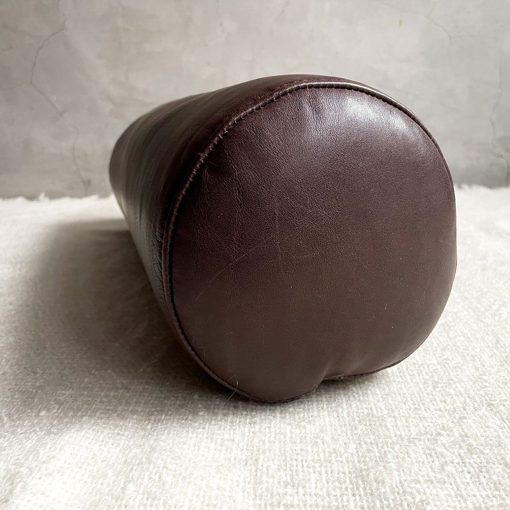 リーンロゼ ligne roset ロゼプラド ROSETPRADO ボルスタークッション レザー ブラウンカラー 本革 フェザー 参考定価￥58,300～ A